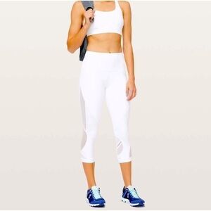 Lululemon Clear the Court Crop 21 inch white mesh leggings size 6